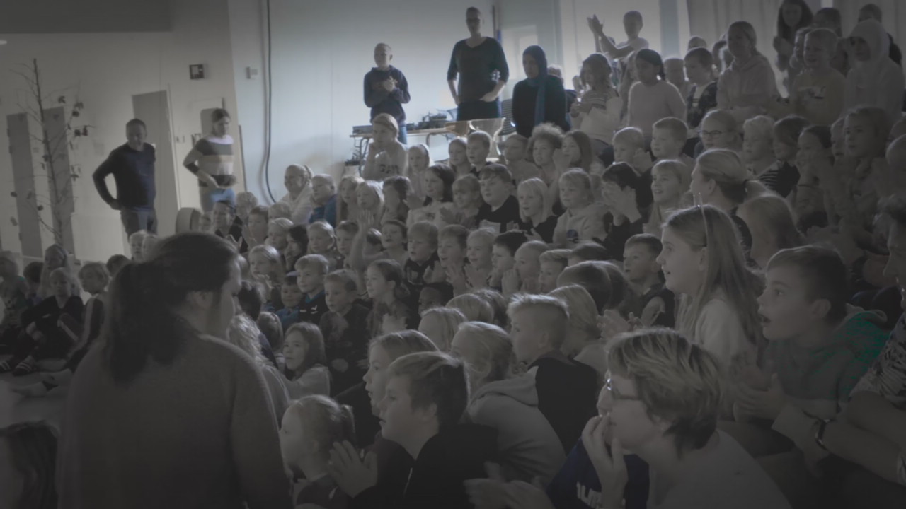 191018-FKHRefleksvest-Frakkagjærd.mp4